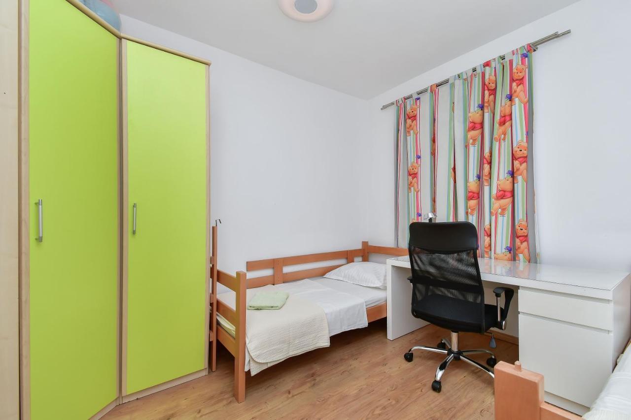 Apartment Ela Omiš Buitenkant foto