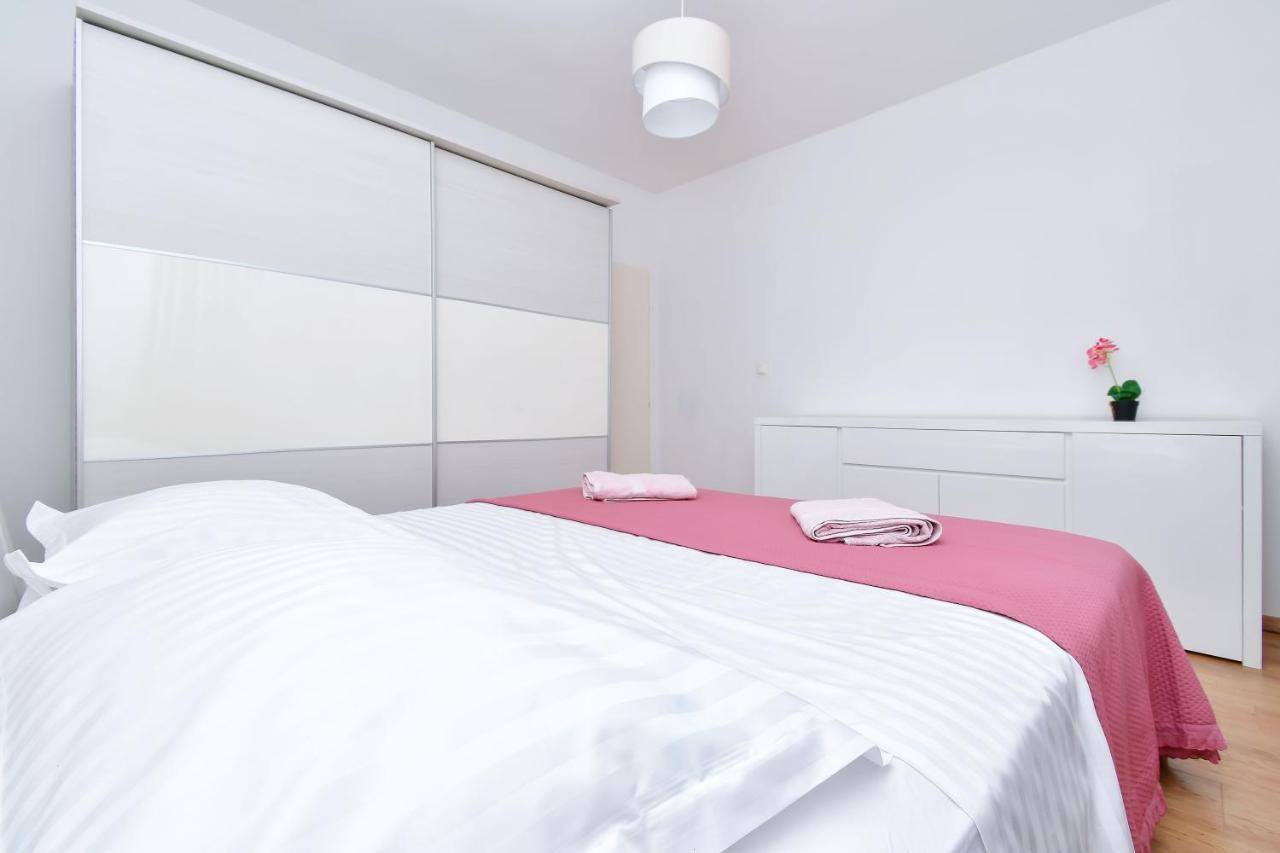 Apartment Ela Omiš Buitenkant foto