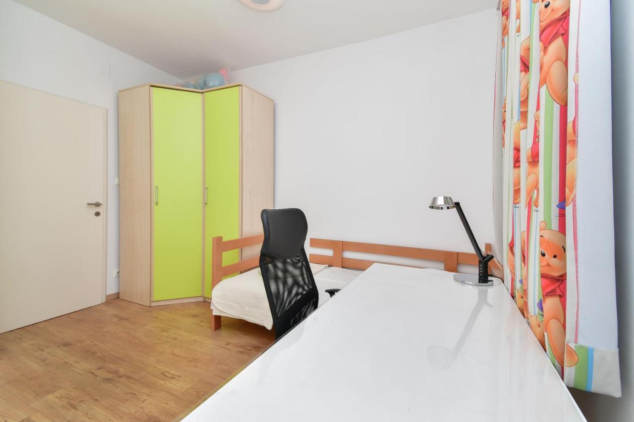 Apartment Ela Omiš Buitenkant foto